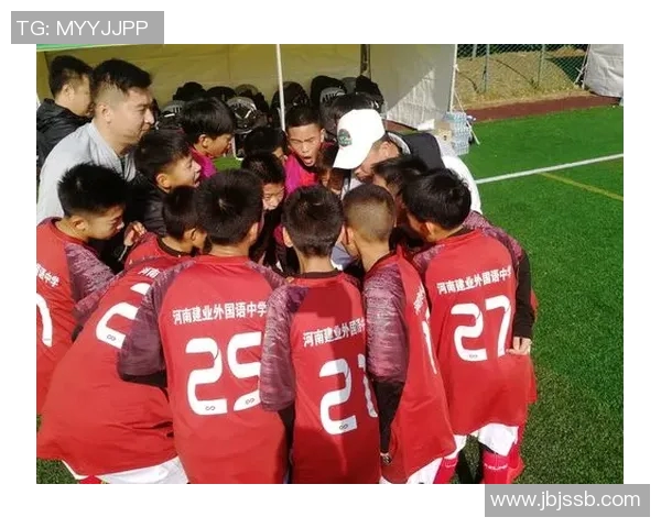 深圳足球队的拼搏之路与荣耀追寻的奋斗历程回顾 深圳足球队的拼搏之路与荣耀追寻的奋斗历程回顾