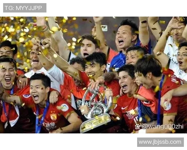 从贫困到辉煌有背景的足球明星如何改变人生轨迹 从贫困到辉煌有背景的足球明星如何改变人生轨迹