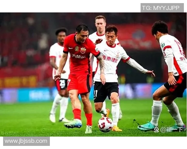 南京篮球队在锦标赛积分榜上以90分稳居第一名展现强劲实力 南京篮球队在锦标赛积分榜上以90分稳居第一名展现强劲实力