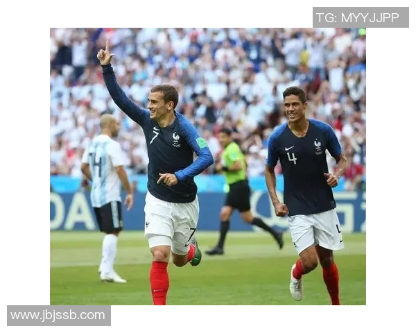 打造你的足球明星风采轻松拍照软件助你成为球场焦点 打造你的足球明星风采轻松拍照软件助你成为球场焦点