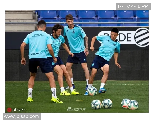 杭州足球队在联合会杯中的状态分析与表现评估